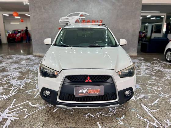 MITSUBISHI ASX 2.0 4WD 16V GASOLINA 4P AUTOMÁTICO MITSUBISHI ASX 2.0 4WD 16V GASOLINA 4P AUTOMÁTICO